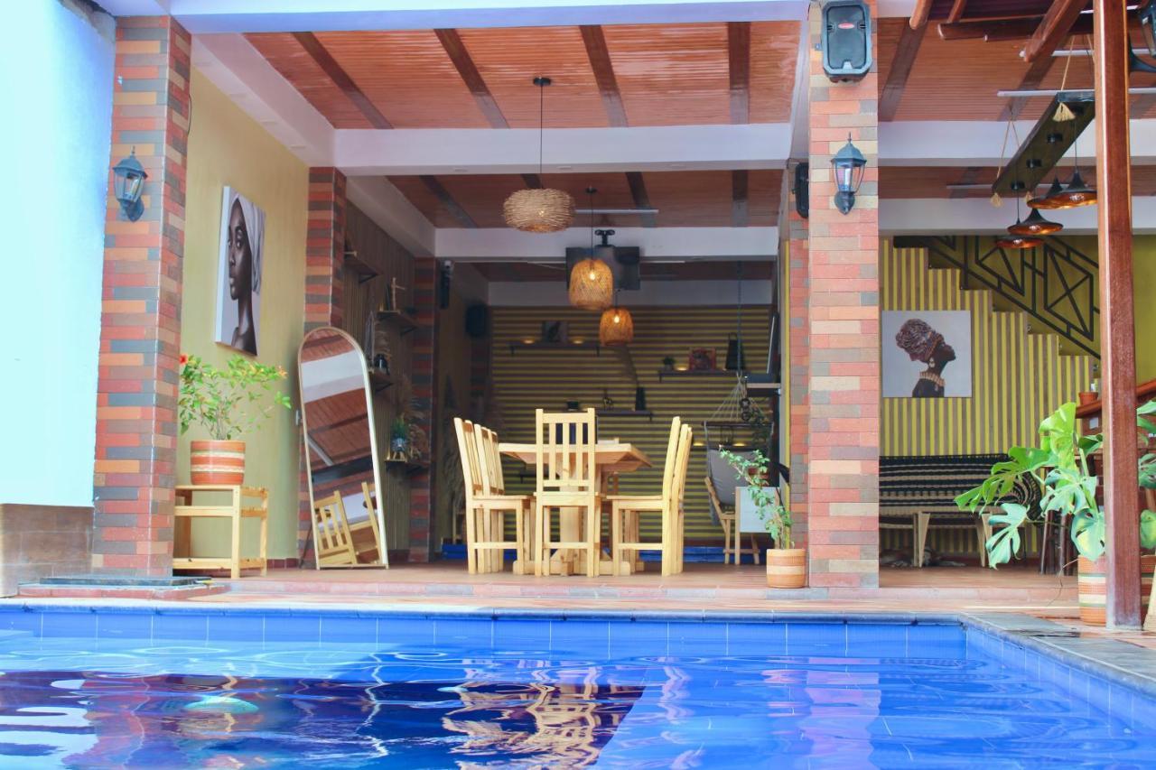 Amano Property Hotel ซันตามาร์ตา ภายนอก รูปภาพ