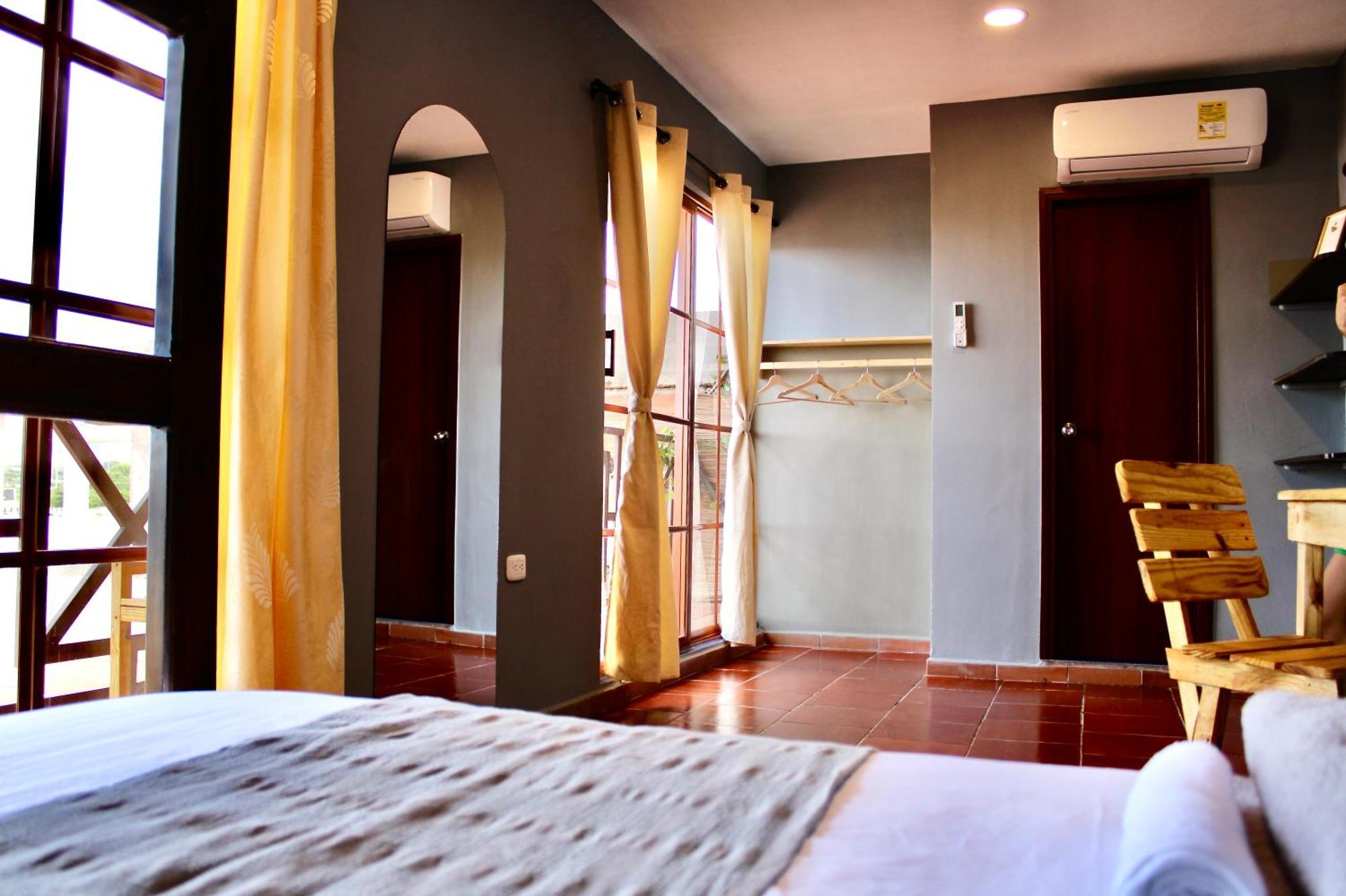 Amano Property Hotel ซันตามาร์ตา ภายนอก รูปภาพ