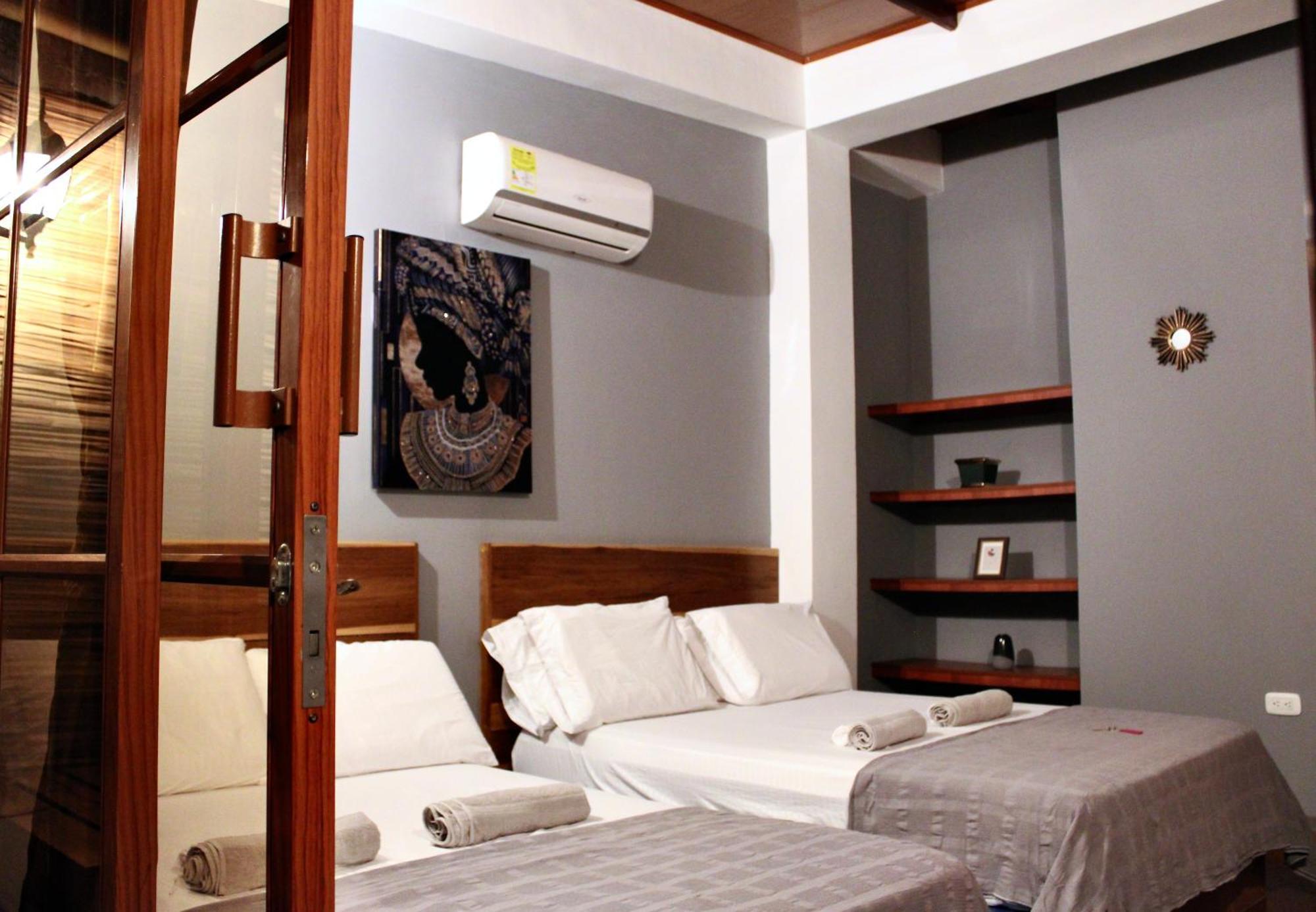 Amano Property Hotel ซันตามาร์ตา ภายนอก รูปภาพ