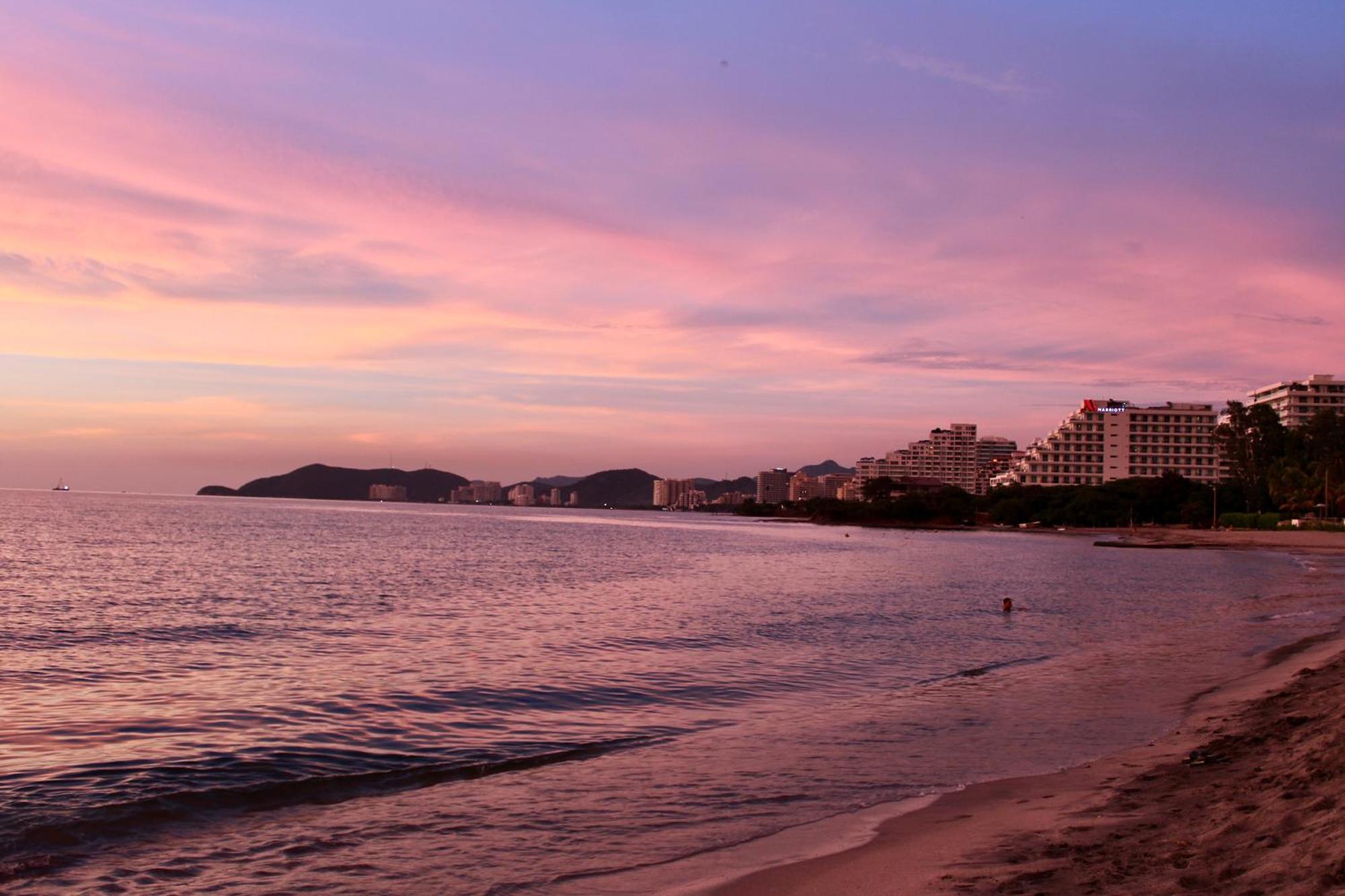 Amano Property Hotel ซันตามาร์ตา ภายนอก รูปภาพ